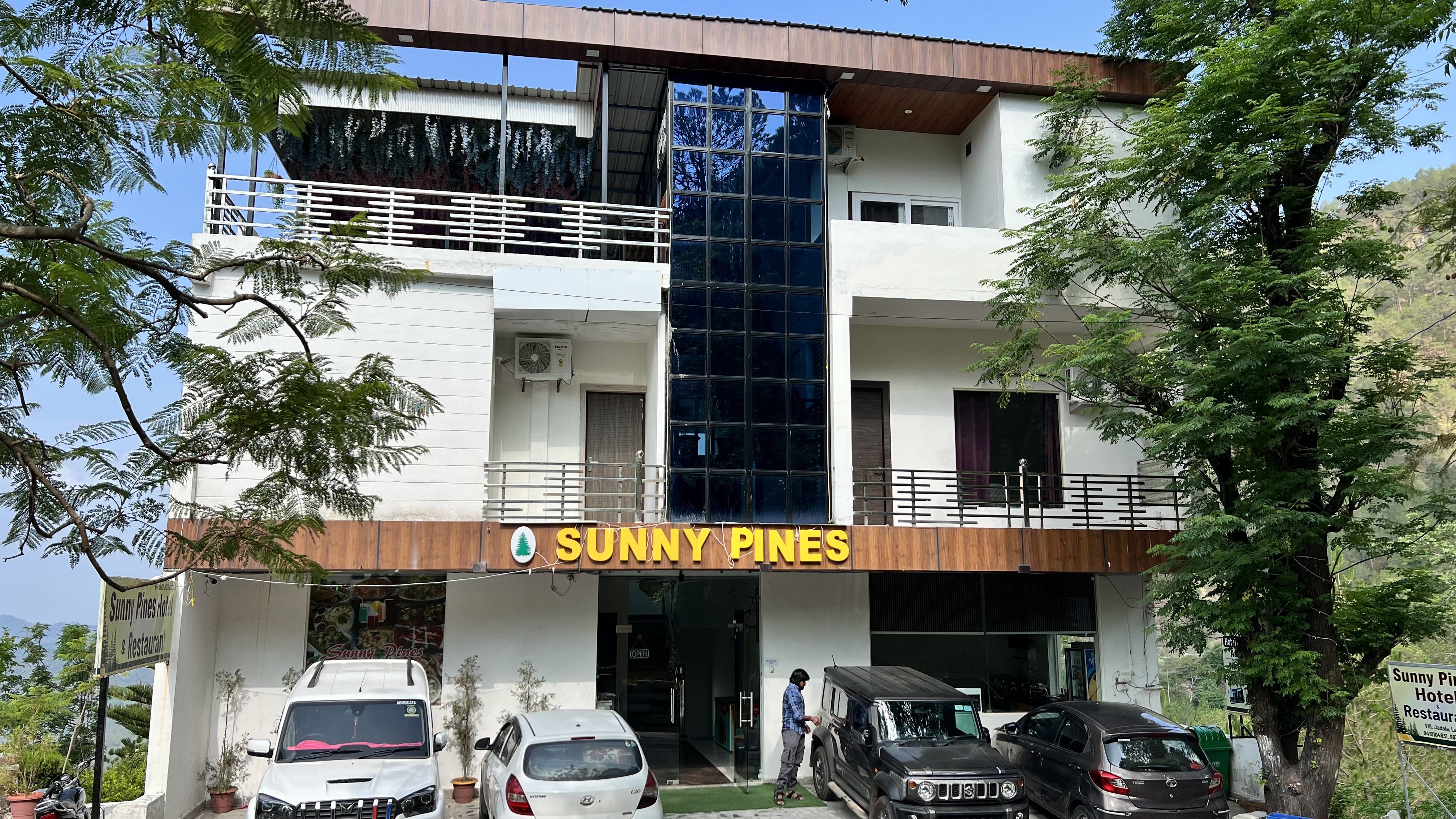Sunny Pines Resort